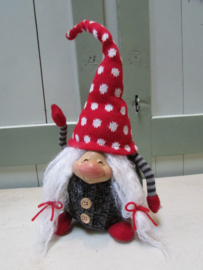 Tomte van stof 35 cm hoog