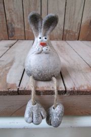 Haasje met bungelbeentjes