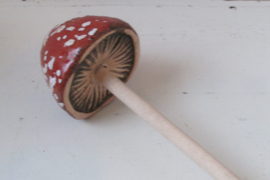 Paddenstoel op steker 6 cm (nr2)