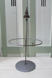 kranshouder staand (van roestend ijzer) 60x30 cm 
