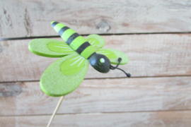 Libelle op steker groen