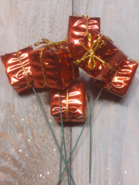 Cadeautje op stekertje (K13)