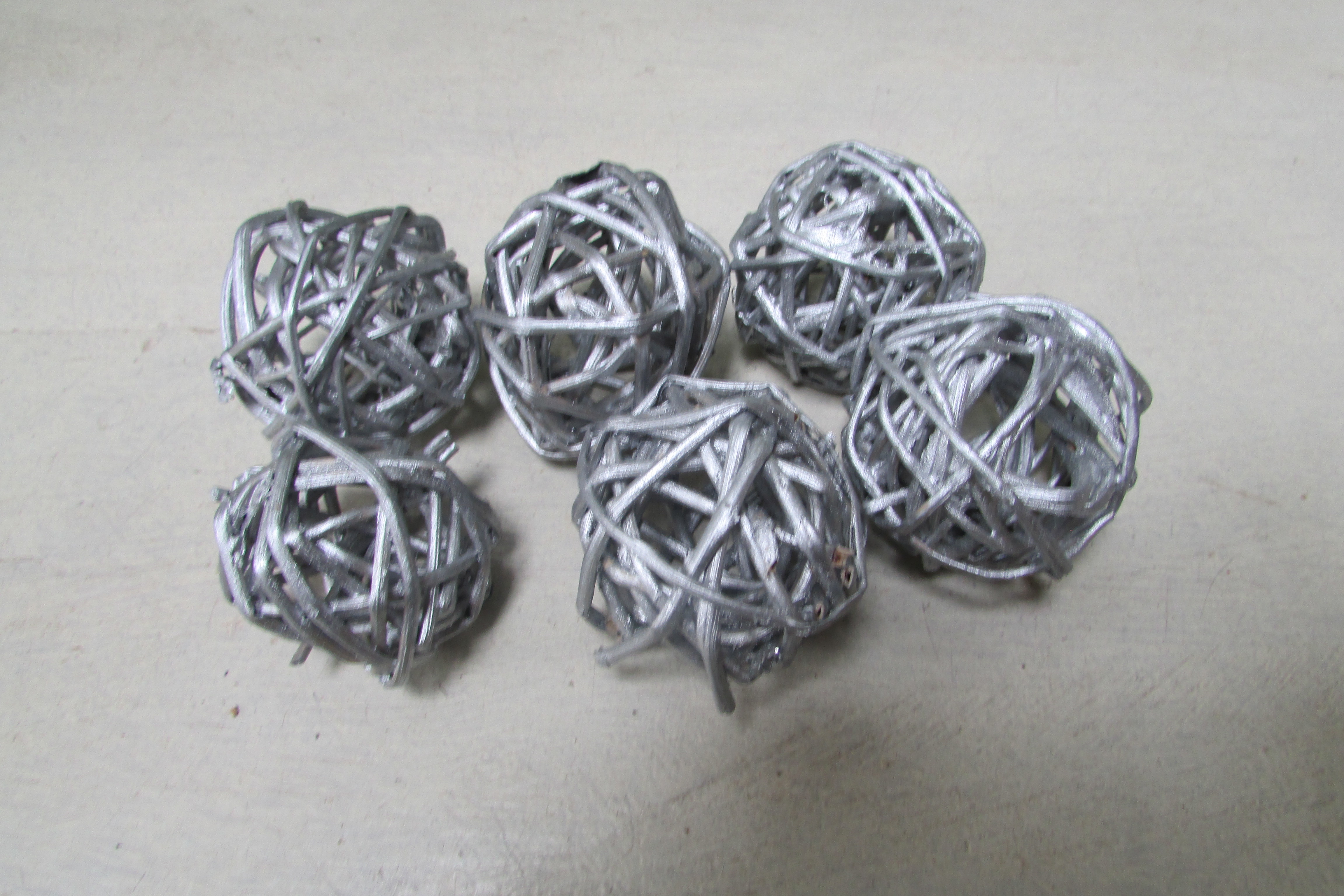 Bal zilver 4 cm 6 stuks (D264)