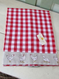 Theedoek Little Chicken rood van Clayre & Eef