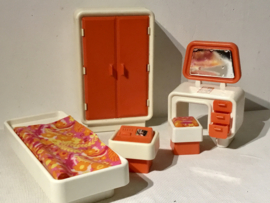 uit 1977, barbie speelset dream furniture, bedroom desk