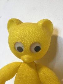 Plastic gele knuffelbeer  jaren 70