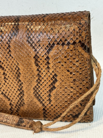 fijne slangen lederen schoudertas