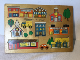 fisher price, houten puzzel uit 1975 community nr 502