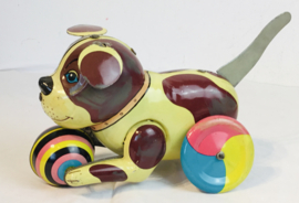 mechanische blikken hond met bal ,  tin toy *