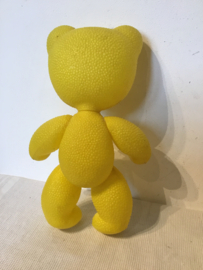 Plastic gele knuffelbeer  jaren 70