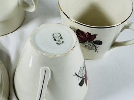 Vedette, 4 setjes , kopje en onderbordje