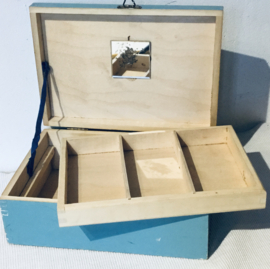 brocante leuke naai of sieraden koffertje, hout