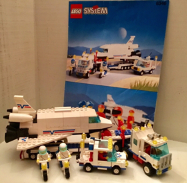 LEGO System 6346 Shuttle Launching Crew 1992