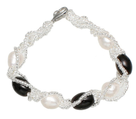 Zoetwater parelketting set met armband Twine Pearl Black Glass
