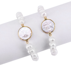 Zoetwater parel armband One Gold Coin Pearl