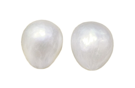 Zoetwater parel oorbellen Small White Baroque Pearl