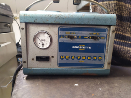 Heayberd battery charger Londen vintage jaren '50