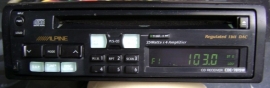 Alpine CDE-7819W vintage radio/cd speler jaren '90