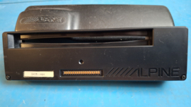 ALPINE 7817R afneembaar front 