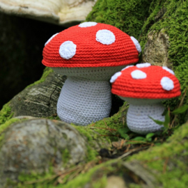 Haakpatroon nr. 22 paddenstoel groot en klein