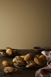 Little Greene verf Madeleine 338