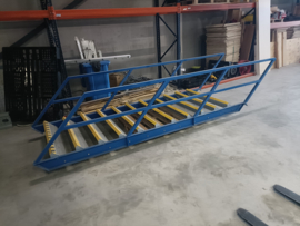 Steektrap Extra brede 11-tredige trap, 250cm hoog, 130breed
