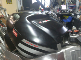 tank aprilia rsv mille 1000 R bj2002