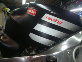 tank aprilia rsv mille 1000 R bj2002