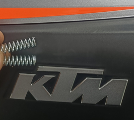 KTM zijkoffer veren setje