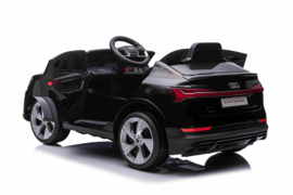 Audi E-TRON Quattro Sportback, MP4 TV, BlueTooth, 12V, 4WD, zwart metallic/paint, leder, 2.4ghz RC, EVA (QLS-6688zw)