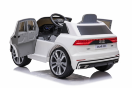 Audi Q8 Quattro S-line 12V, wit, leder, 2.4ghz RC, EVA (JJ2066wt)