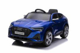 Audi E-TRON Quattro Sportback 12V, 4WD, blauw metallic/paint, leder, 2.4ghz RC, EVA (QLS-6688blue)