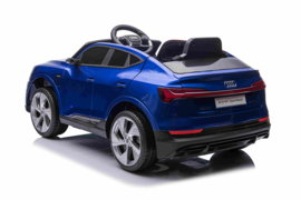 Audi E-TRON Quattro Sportback 12V, 4WD, blauw metallic/paint, leder, 2.4ghz RC, EVA (QLS-6688blue)