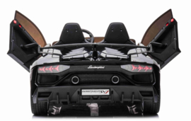 24V Lamborghini Aventador SVJ CARBON, zwart metallic, Mp4 TV, 2 zits, leder (SX2028zw)