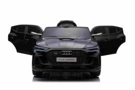 Audi E-TRON Quattro Sportback, MP4 TV, BlueTooth, 12V, 4WD, zwart metallic/paint, leder, 2.4ghz RC, EVA (QLS-6688zw)