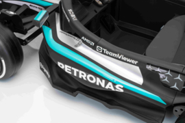 F1 Mercedes ///AMG PETRONAS Race auto, 12V, leder look, eva (MB-F1)
