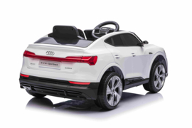 Audi E-TRON Quattro Sportback 12V, 4WD, wit, leder, 2.4ghz RC, EVA (QLS-6688wt)