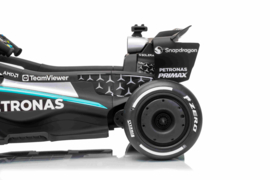 F1 Mercedes ///AMG PETRONAS Race auto, 12V, leder look, eva (MB-F1)