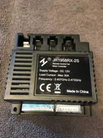 JR1958RX-2S controlbox met RC 2.4ghz div modellen