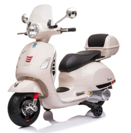 Vespa GTS-S wit + windscherm en beautycase, 12V scooter, leder look zitting, softstart, Multimedia (VespaWT)