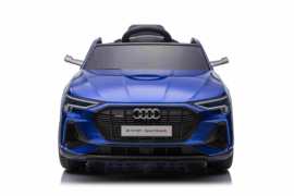 Audi E-TRON Quattro Sportback 12V, 4WD, blauw metallic/paint, leder, 2.4ghz RC, EVA (QLS-6688blue)