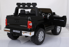 Toyota Tundra , 2 zitter,  rubberbanden, zwart , leder, 2.4ghz softstart,  (JJ2266)