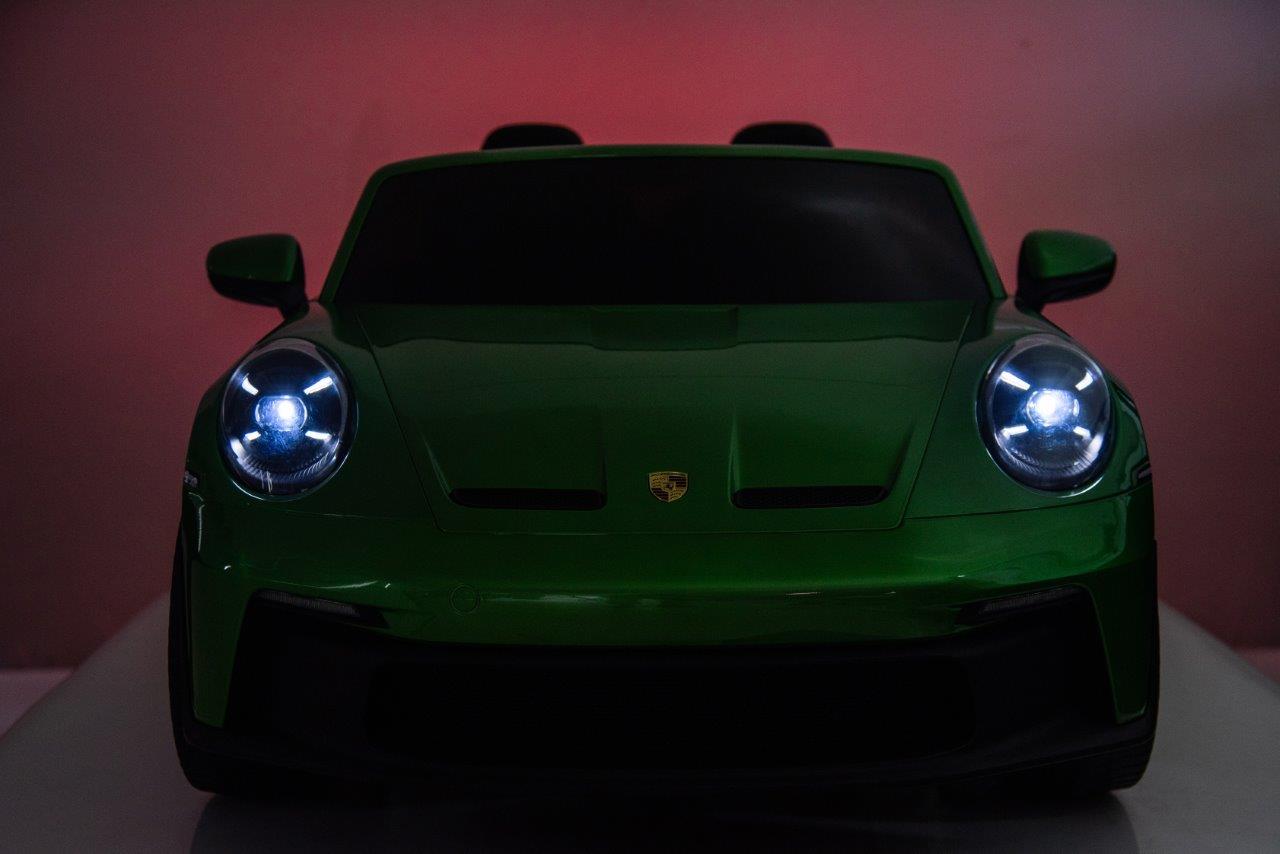 24V Porsche 911///GT3 , grote 2-zitter, Groen paint, Touchscreen Mp4 tv, 4WD, leder, eva (P911gr)