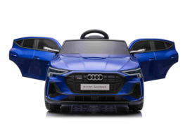Audi E-TRON Quattro Sportback 12V, 4WD, blauw metallic/paint, leder, 2.4ghz RC, EVA (QLS-6688blue)