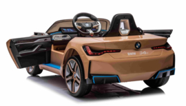 BMW i4  Performance, Gold edition, 12V, dubb motoren, eva, leder, 2.4ghz RC (JE1009gd)