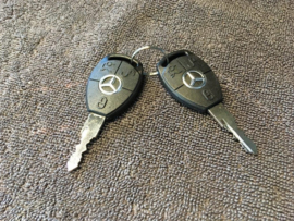 Mercedes Benz sleutelset. past op alle MB contactsloten