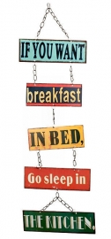 Metalen wandbord ketting Breakfast in bed
