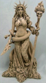 Hecate - crèmekleurig polystone beeld - 27 cm hoog