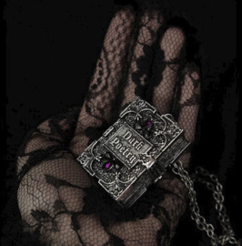 Restyle nekketting medaillion - Dark Poetry