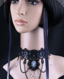 Fantasmagoria Silverine Gothic choker met camee